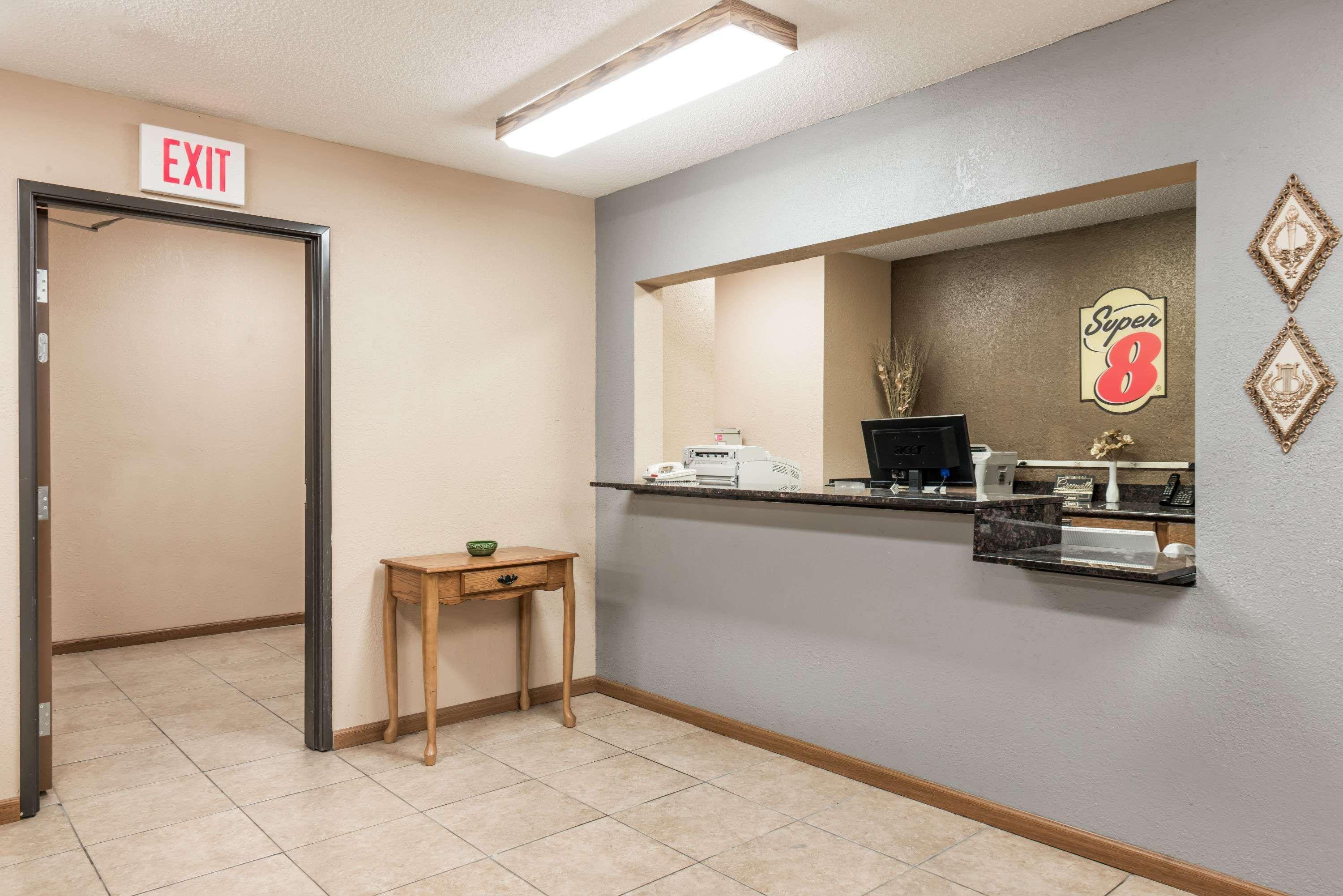 Super 8 By Wyndham Greenville Exterior photo