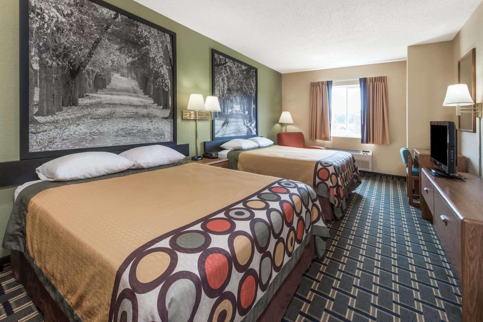 Super 8 By Wyndham Greenville Exterior photo